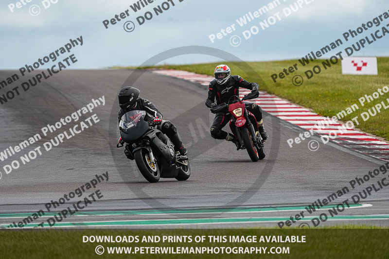 donington no limits trackday;donington park photographs;donington trackday photographs;estoril;event digital images;motorbikes;no limits;no limits trackdays;peter wileman photography;portugal;trackday;trackday digital images;trackday photos